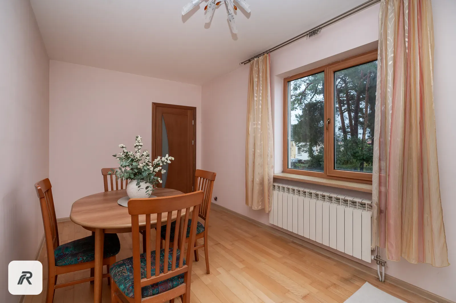 Grigiškės, Lentvario gatvė 7 17