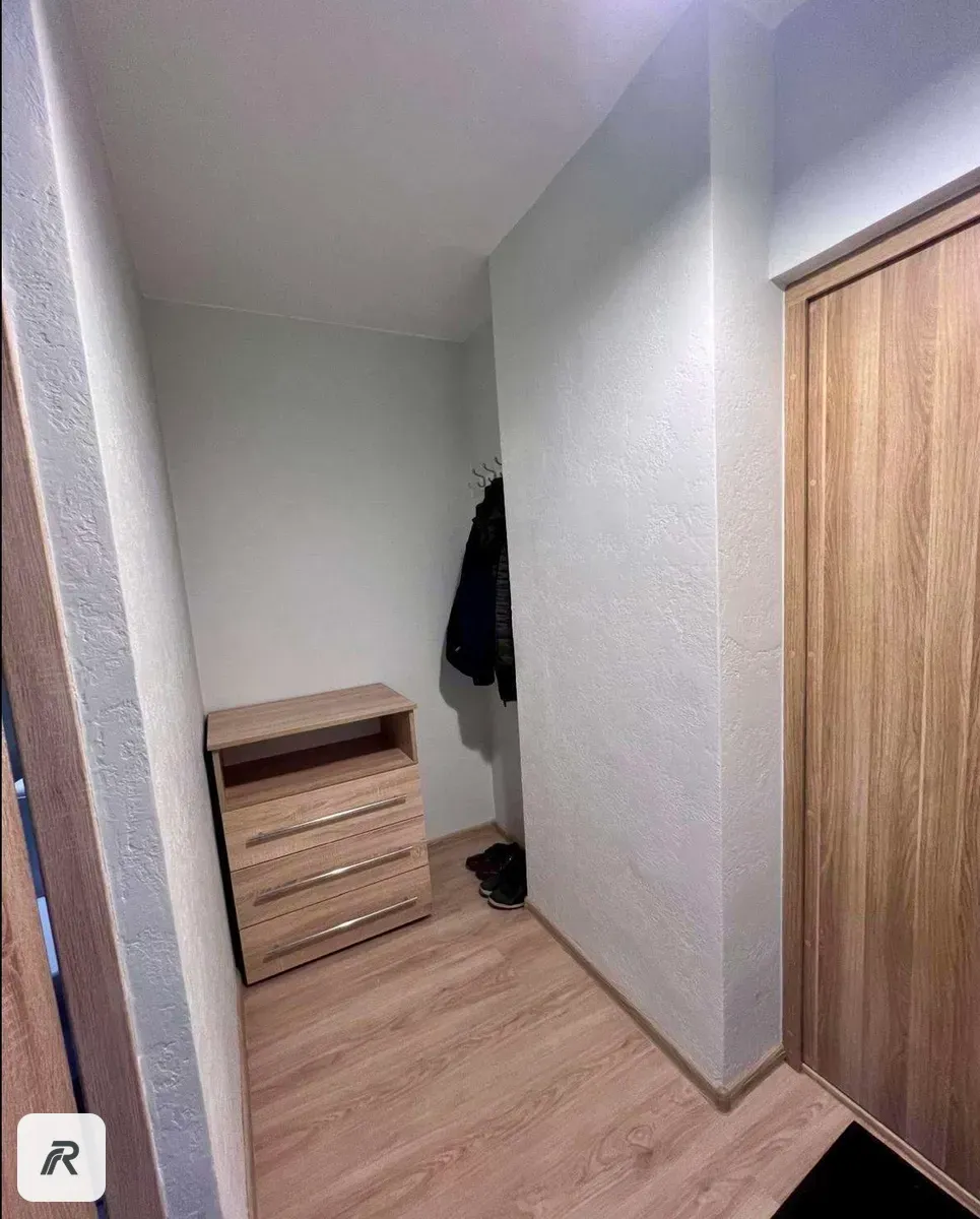 Šiauliai, Ežero gatvė 8