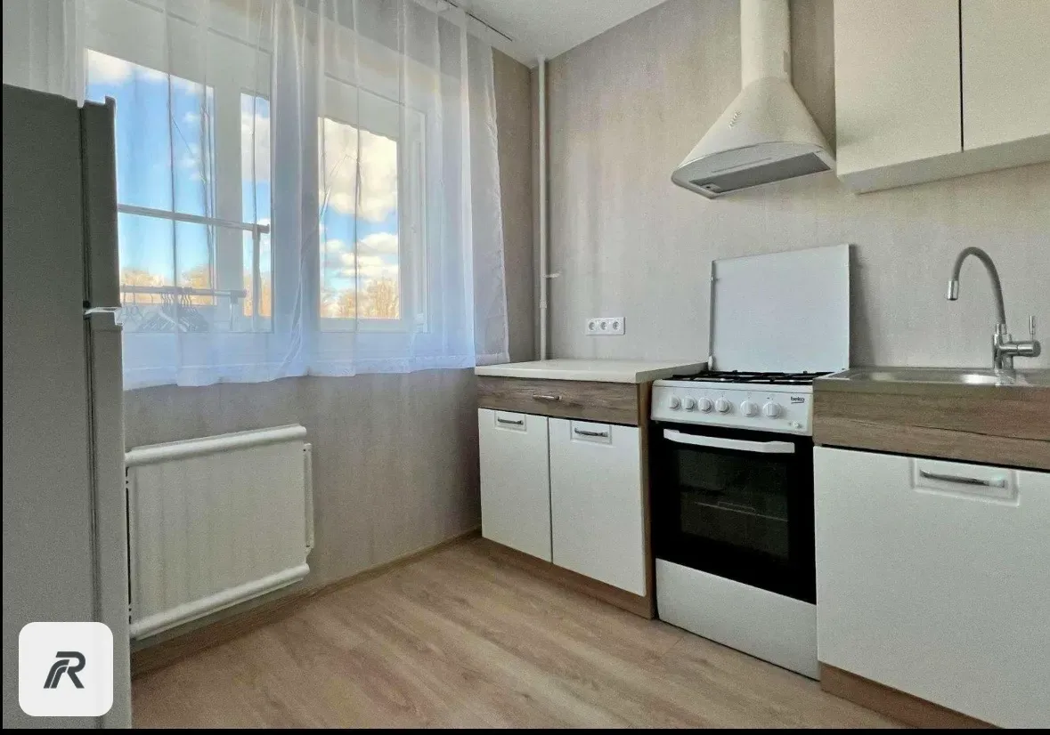 Šiauliai, Ežero gatvė 7