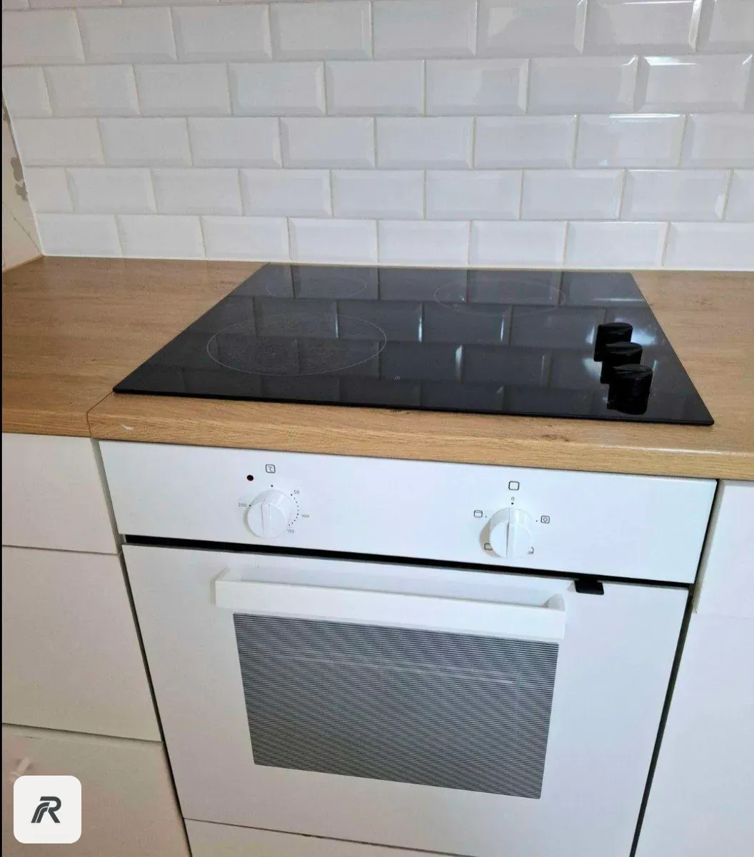Klaipėda, Taikos prospektas 141C 6